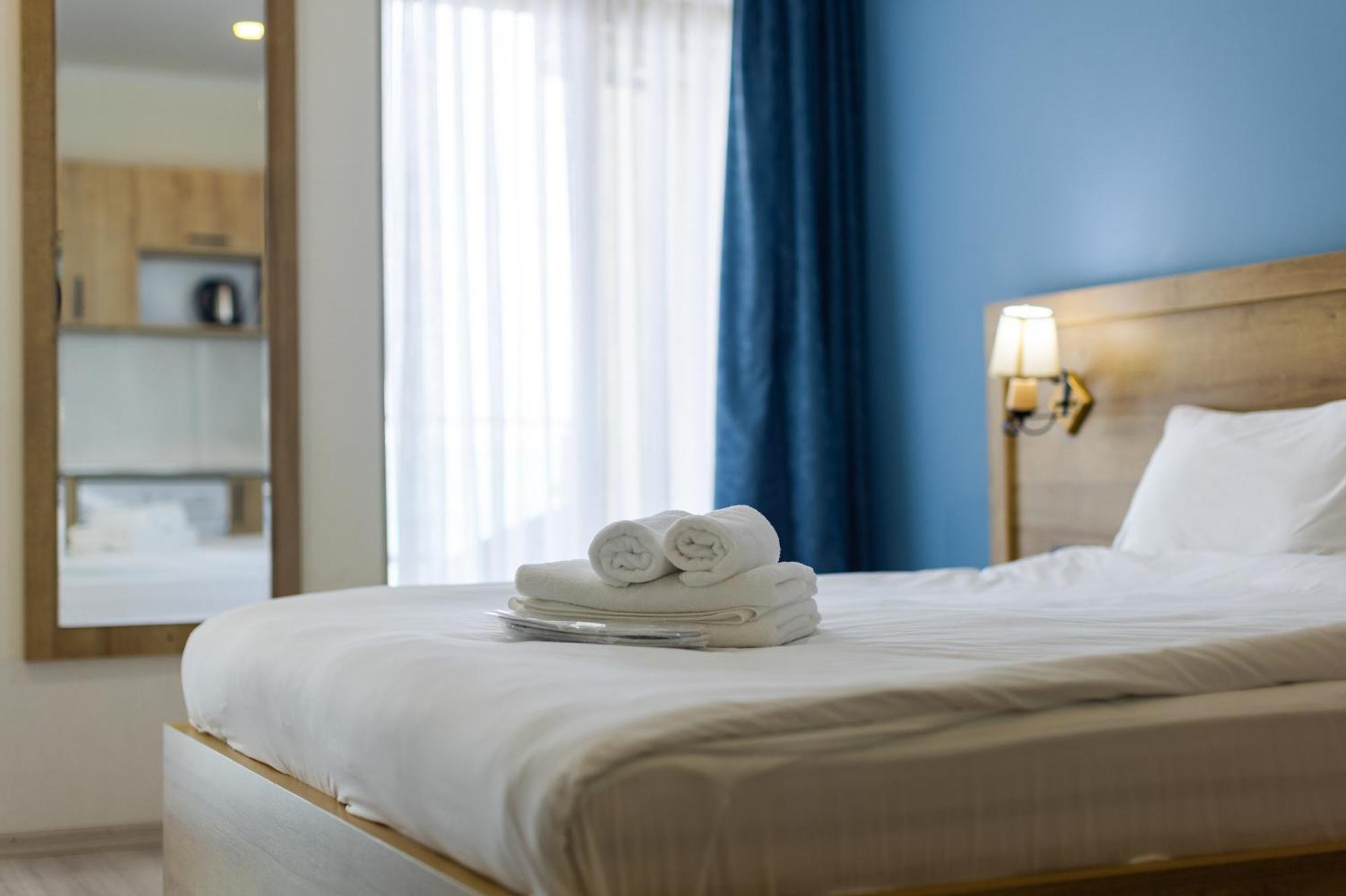 Aqua Batumi Hotel & Apartments Exterior photo